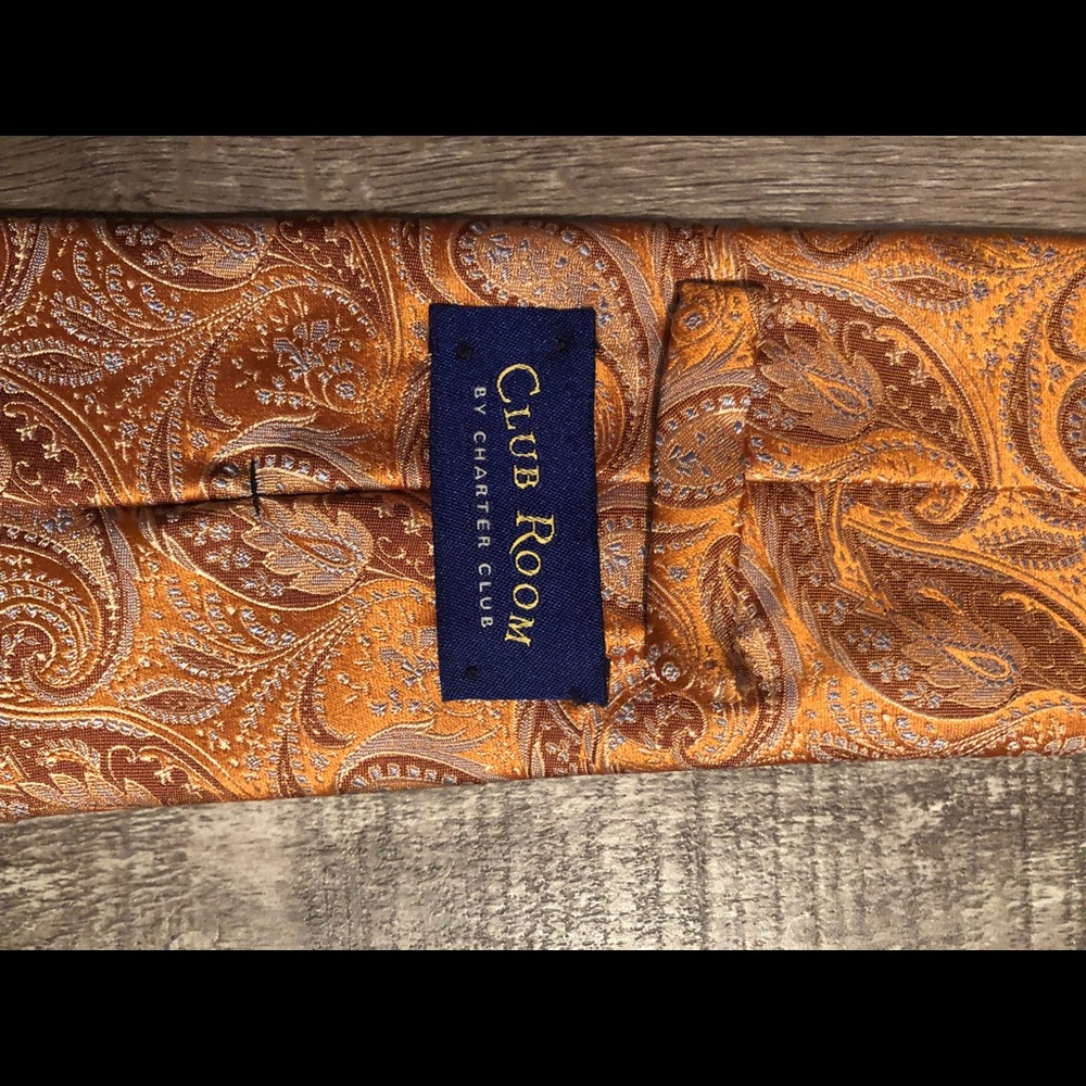 Tie - Picture 3 of 5